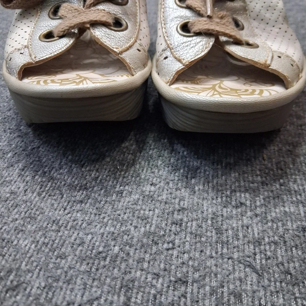 Fly London Yaffa Metallic Leather Wedge Sandals Champagne Gold P500617005 SZ 37